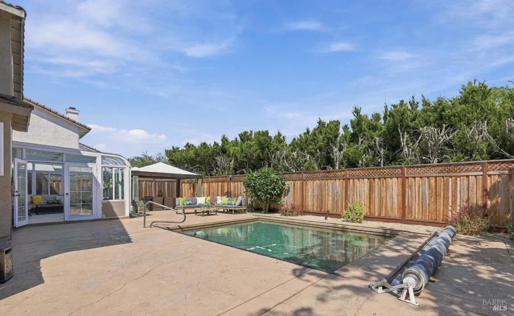 4122 Fireside Court Napa, CA 94558