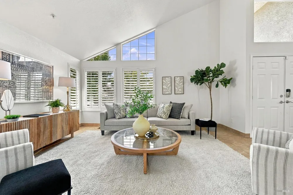 4122 Fireside Court Napa, CA 94558