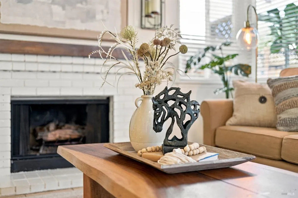4122 Fireside Court Napa, CA 94558