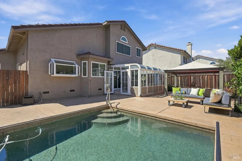 4122 Fireside Court Napa, CA 94558
