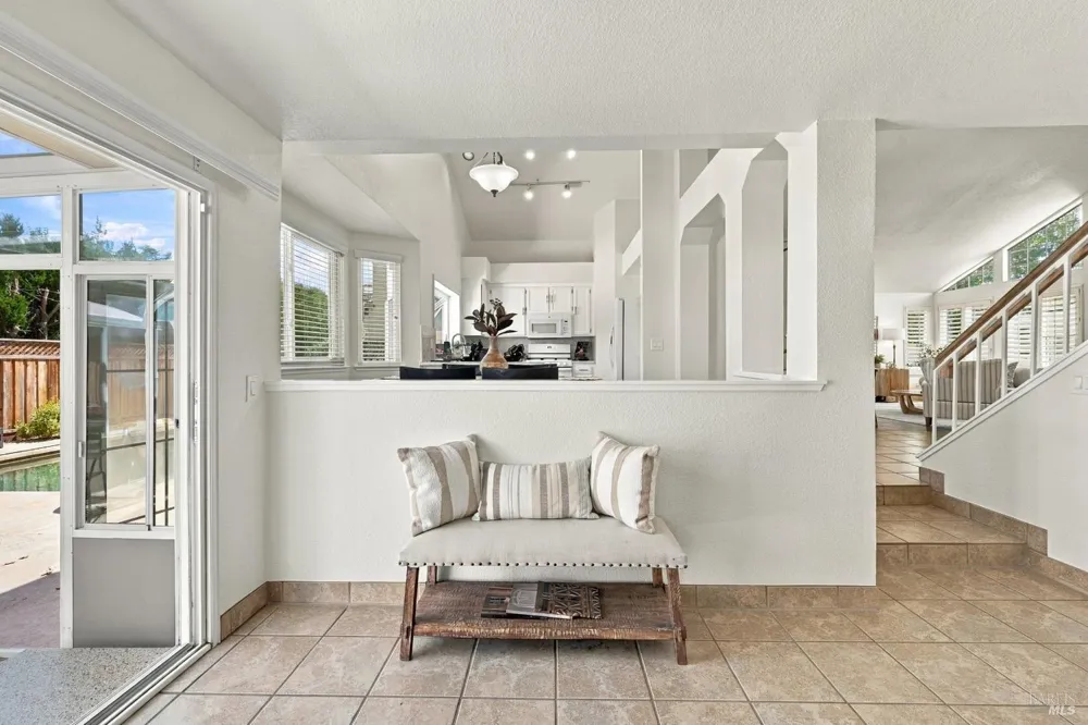 4122 Fireside Court Napa, CA 94558
