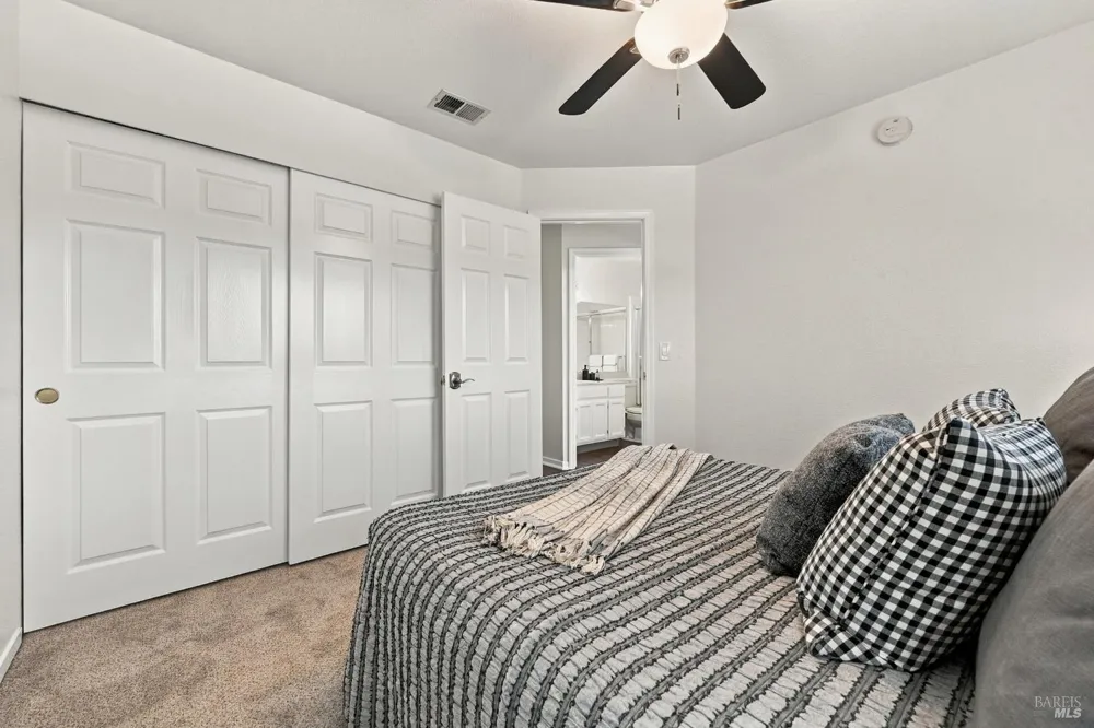 4122 Fireside Court Napa, CA 94558
