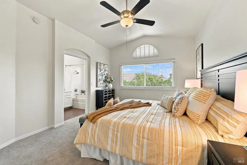 4122 Fireside Court Napa, CA 94558