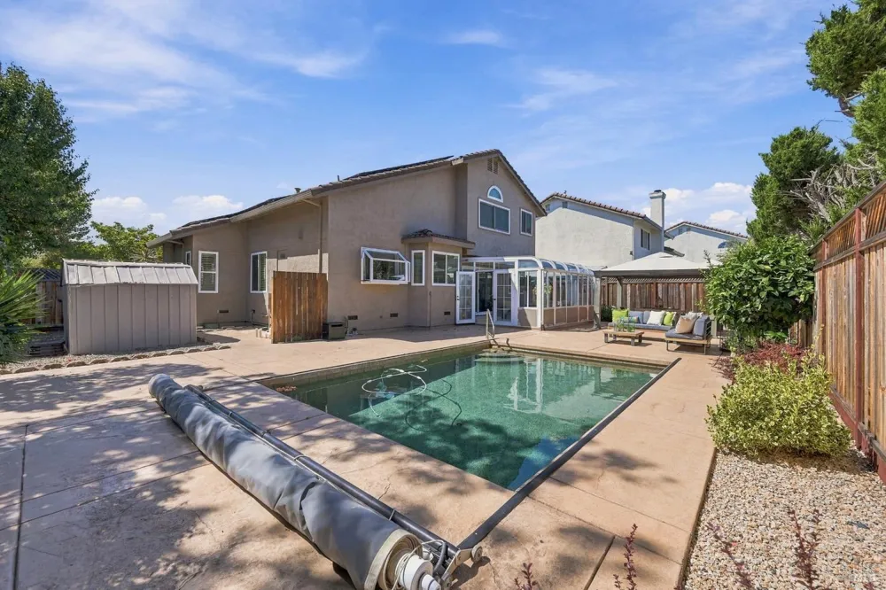 4122 Fireside Court Napa, CA 94558