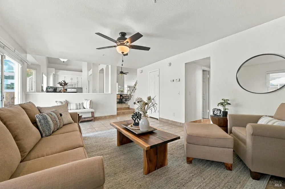4122 Fireside Court Napa, CA 94558