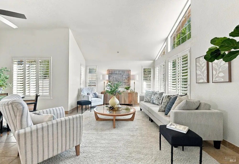 4122 Fireside Court Napa, CA 94558