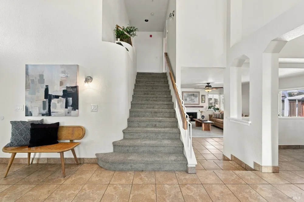 4122 Fireside Court Napa, CA 94558