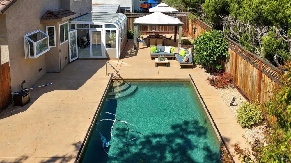 4122 Fireside Court Napa, CA 94558