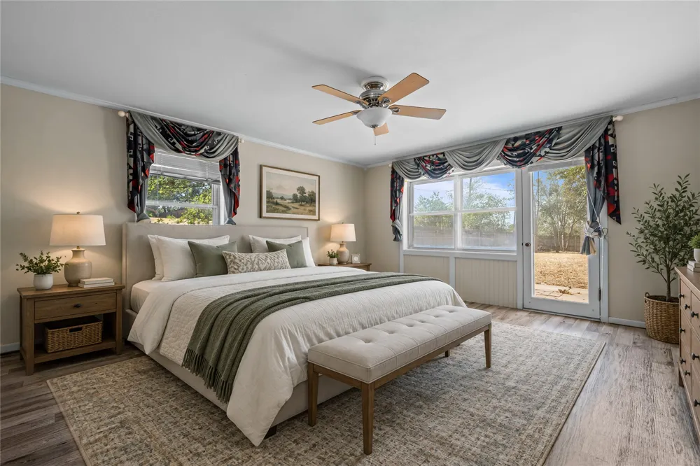 1011 E Connell Street Breckenridge, TX 76424
