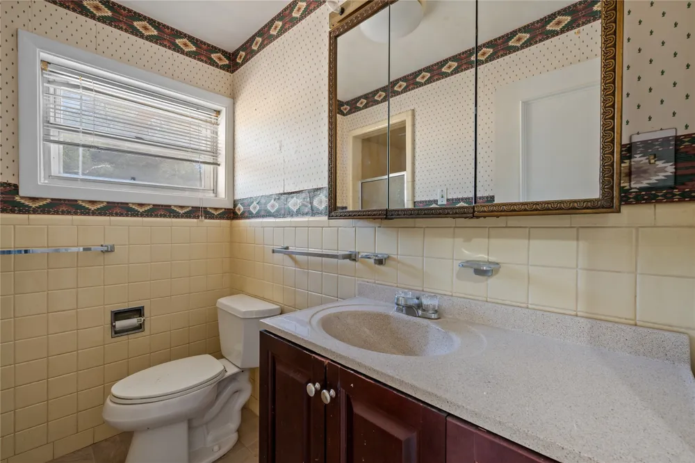 1011 E Connell Street Breckenridge, TX 76424