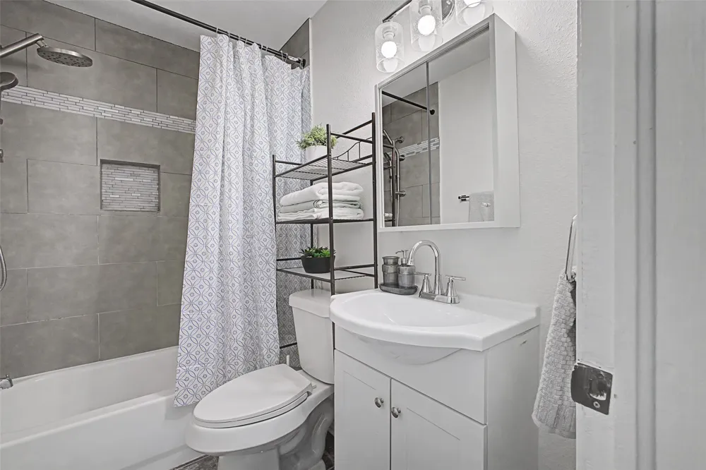 7210 Hickory Street Frisco, TX 75034