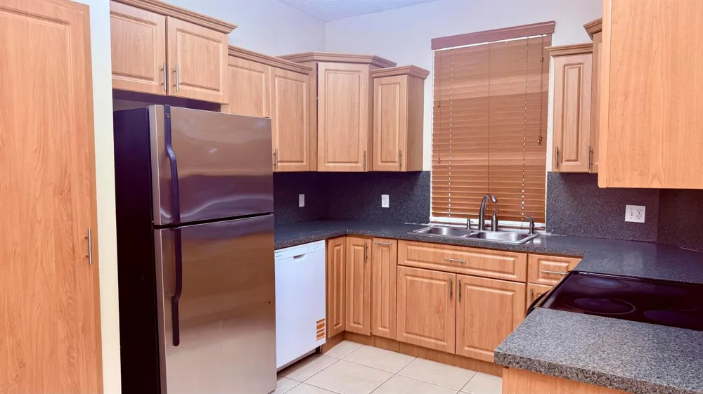 6952 SW 39TH STREET #C106 Davie, FL 33314