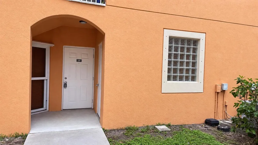 6952 SW 39TH STREET #C106 Davie, FL 33314