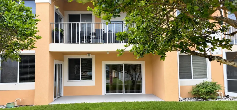 6952 SW 39TH STREET #C106 Davie, FL 33314