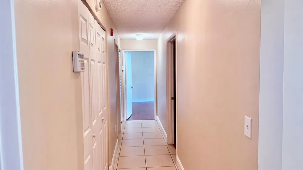 6952 SW 39TH STREET #C106 Davie, FL 33314