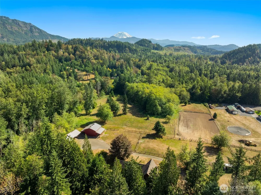 41328 305th Avenue SE Enumclaw, WA 98022