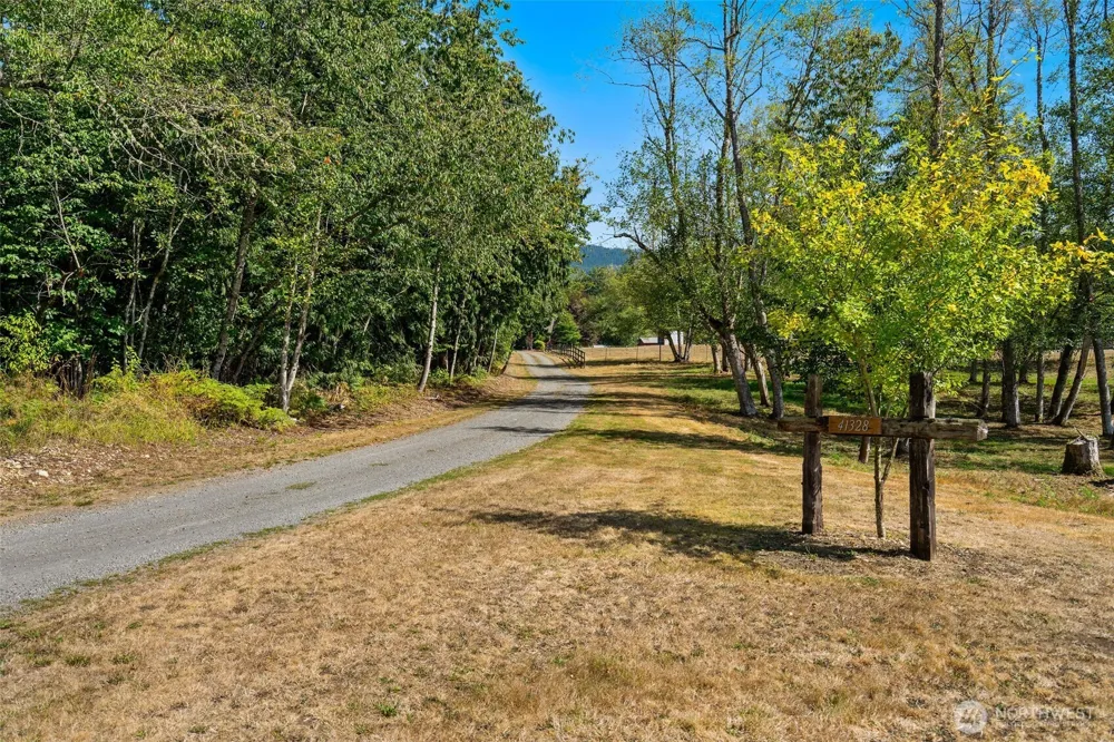 41328 305th Avenue SE Enumclaw, WA 98022