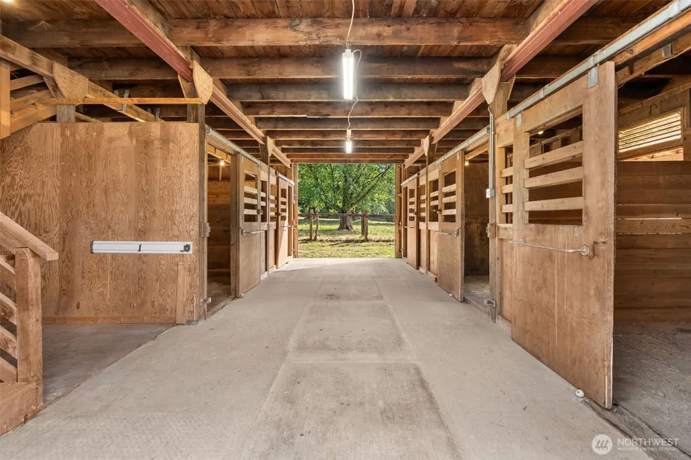 41328 305th Avenue SE Enumclaw, WA 98022