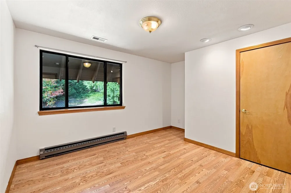 41328 305th Avenue SE Enumclaw, WA 98022