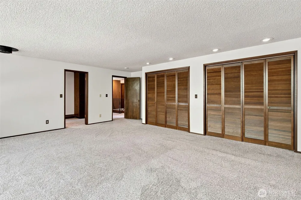 41328 305th Avenue SE Enumclaw, WA 98022