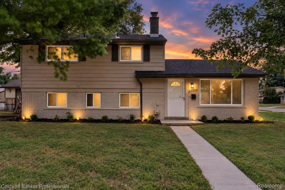 18300 Melvin Street Livonia City, MI 48152