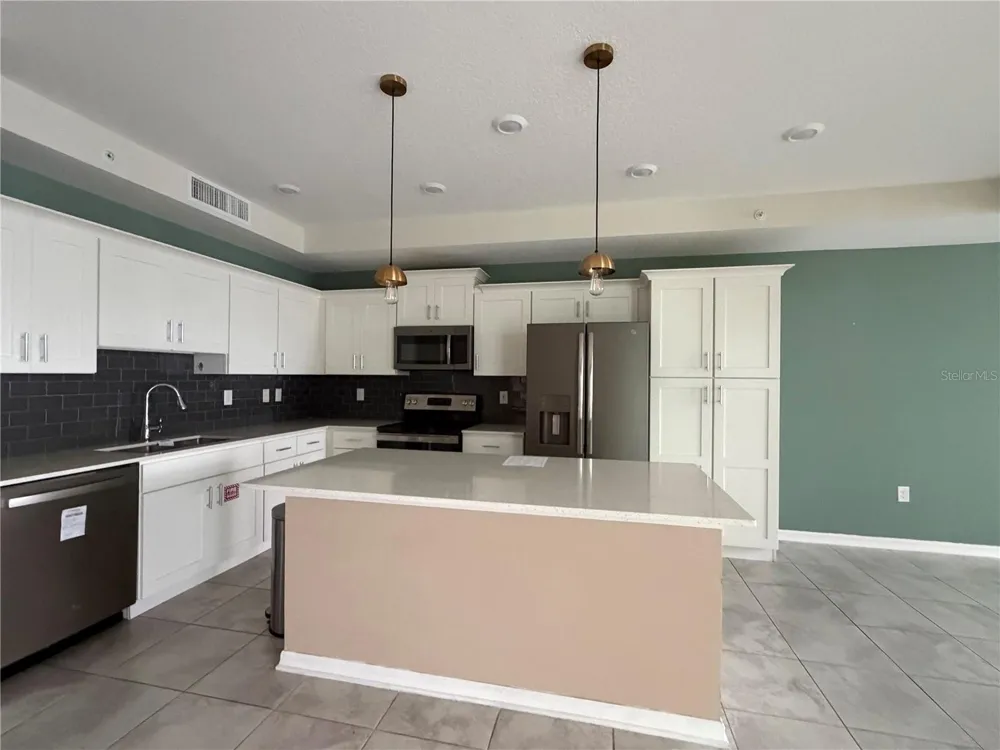 3120 PARADOX CIRCLE #307 Kissimmee, FL 34746