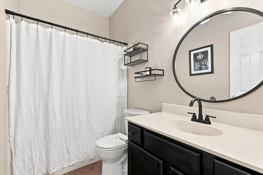 321 Texas Drive Lake Dallas, TX 75065