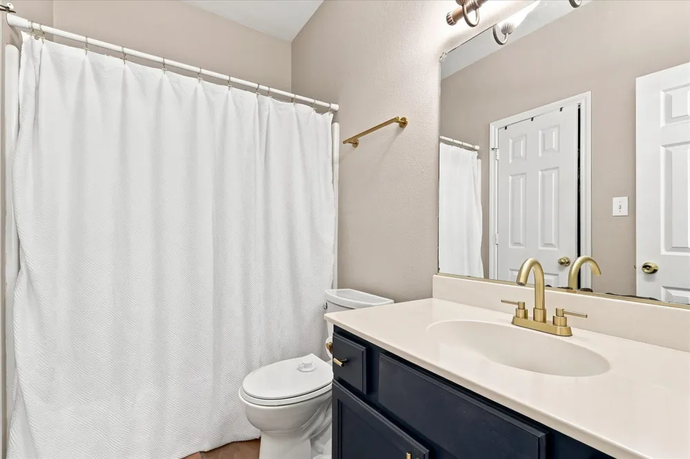 321 Texas Drive Lake Dallas, TX 75065