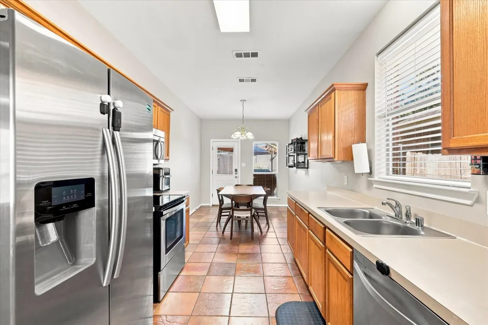 321 Texas Drive Lake Dallas, TX 75065
