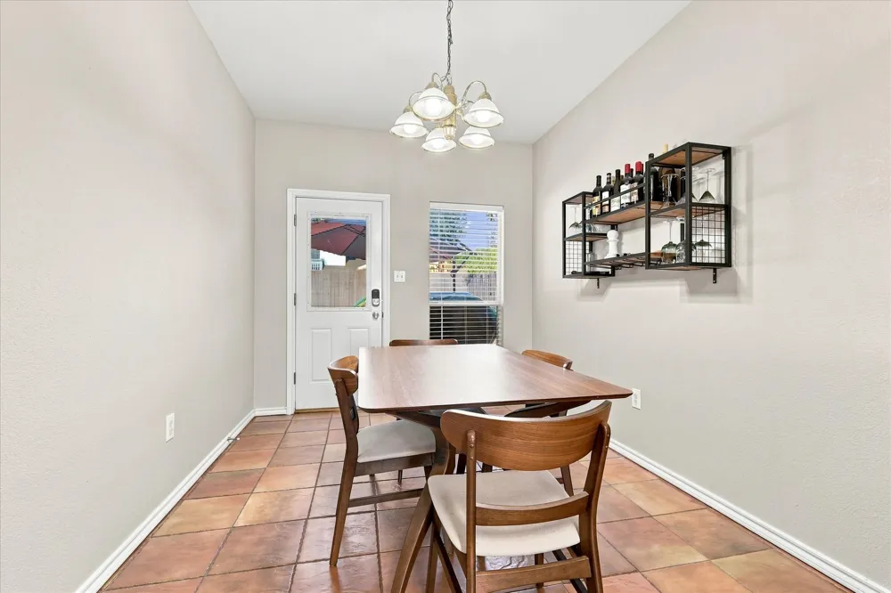 321 Texas Drive Lake Dallas, TX 75065