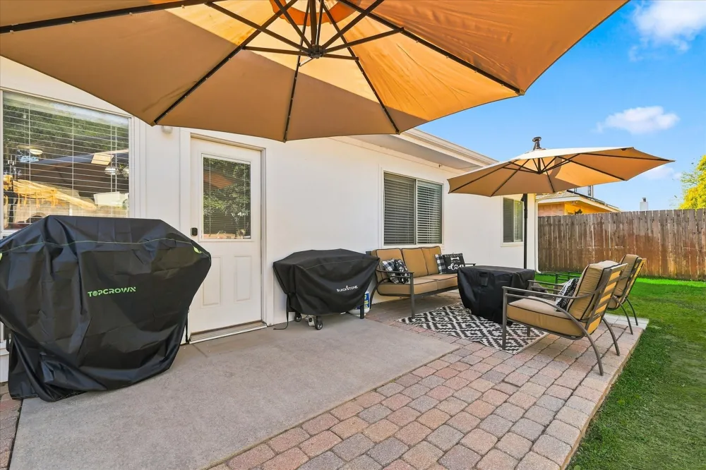 321 Texas Drive Lake Dallas, TX 75065