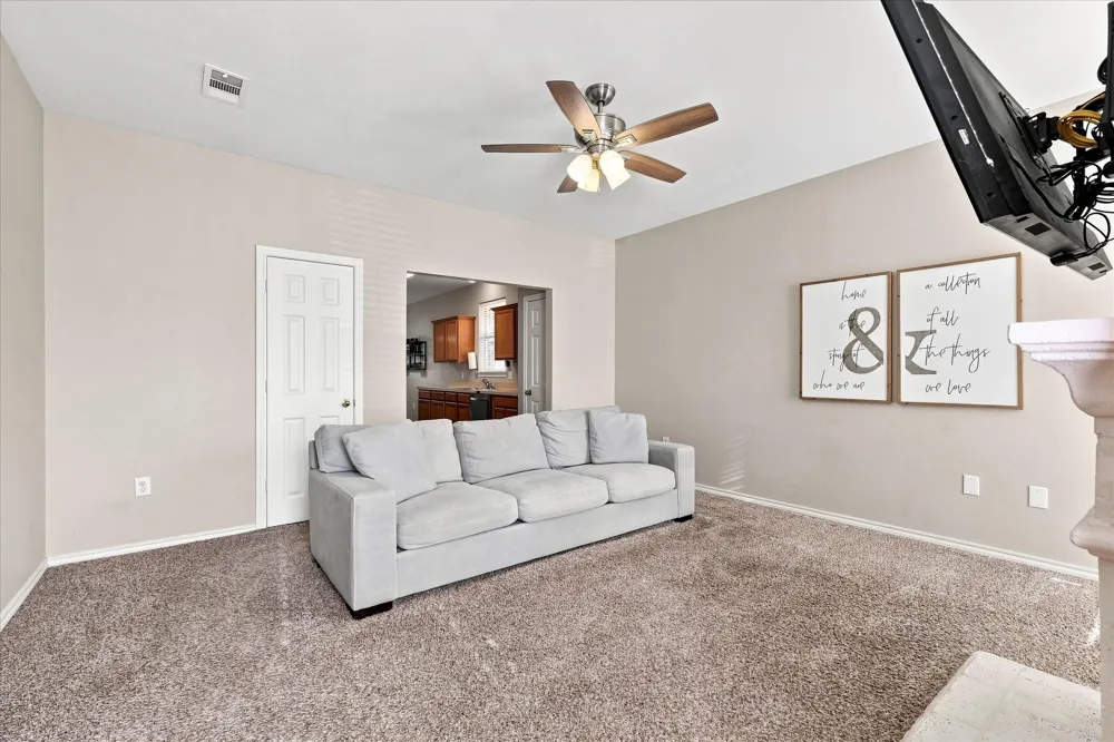321 Texas Drive Lake Dallas, TX 75065