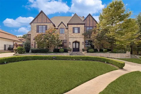 4865 Orchard Park Drive