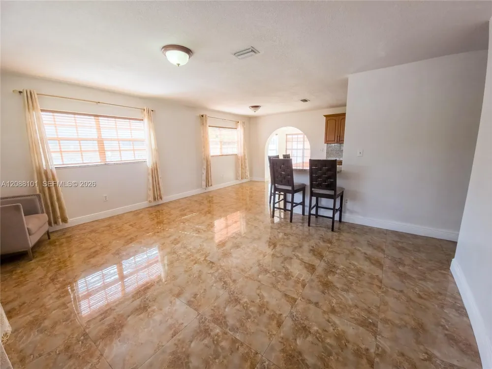 11601 SW 183rd St Miami, FL 33157