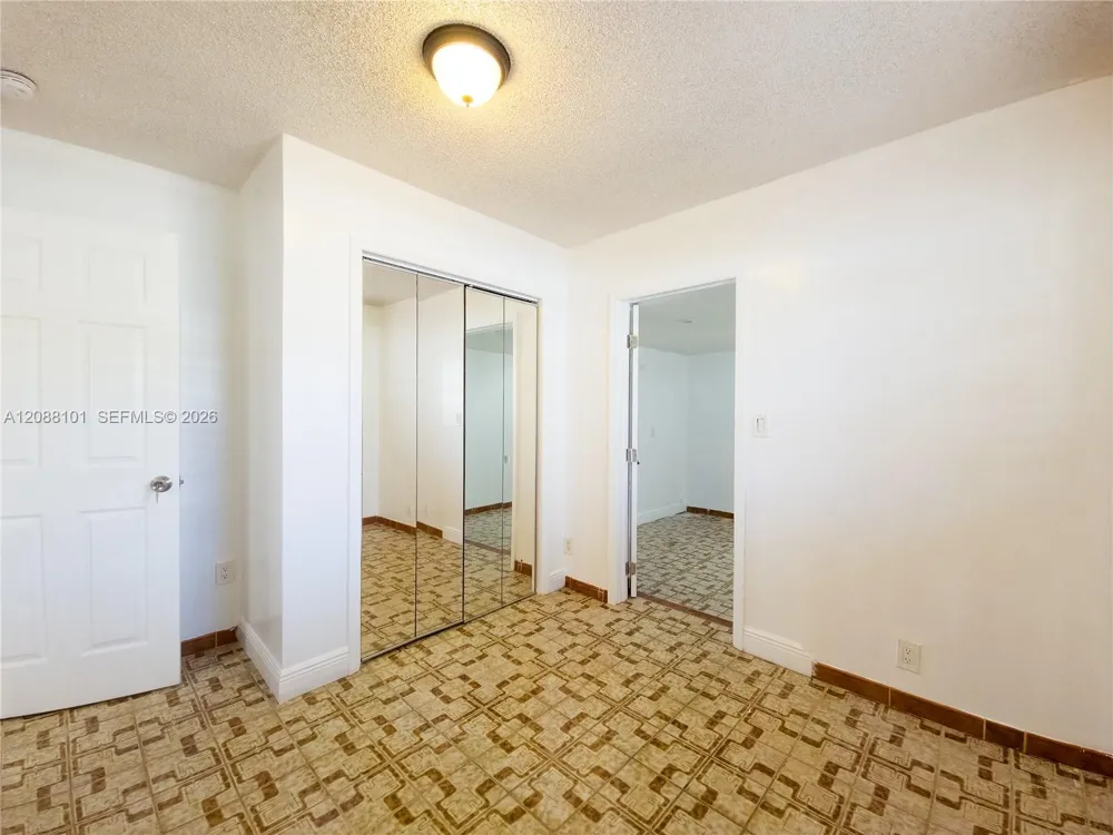 11601 SW 183rd St Miami, FL 33157