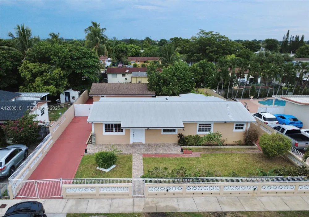 11601 SW 183rd St Miami, FL 33157