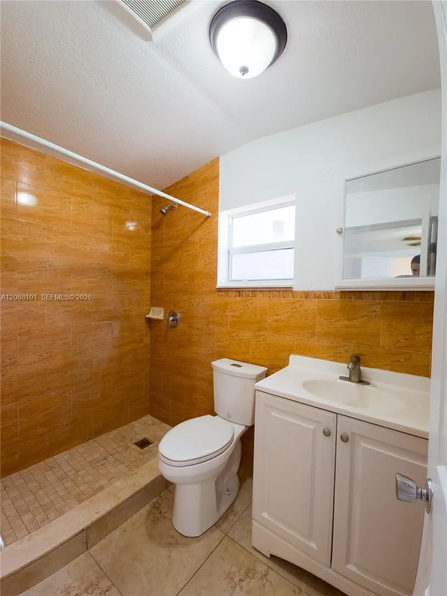 11601 SW 183rd St Miami, FL 33157