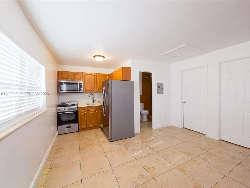11601 SW 183rd St Miami, FL 33157
