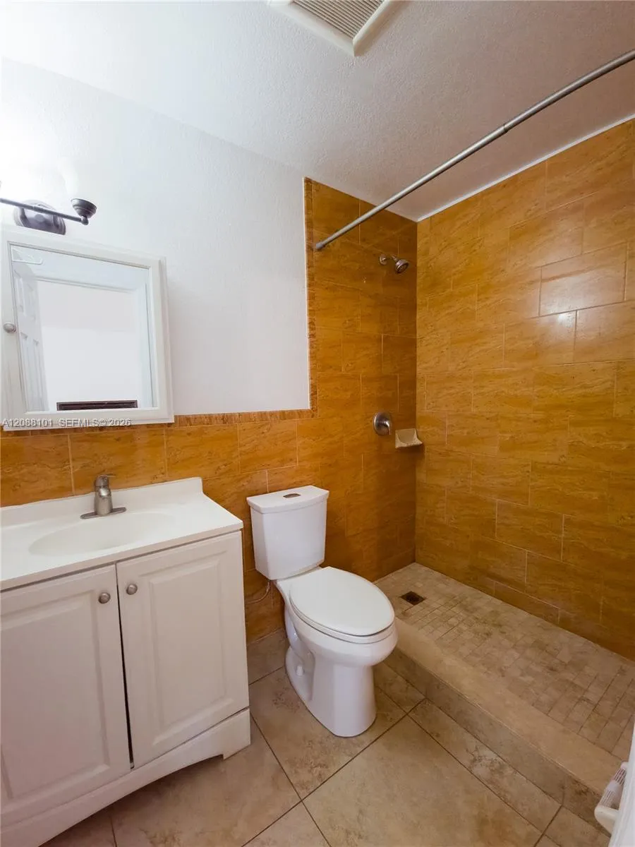 11601 SW 183rd St Miami, FL 33157