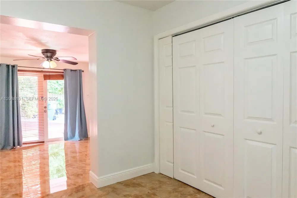 11601 SW 183rd St Miami, FL 33157