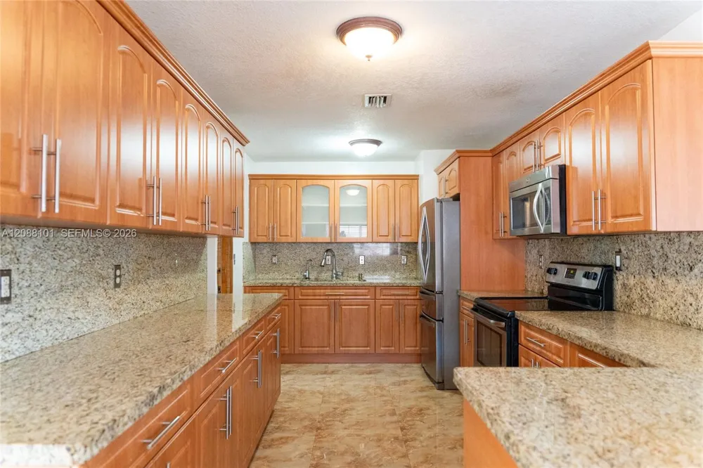 11601 SW 183rd St Miami, FL 33157