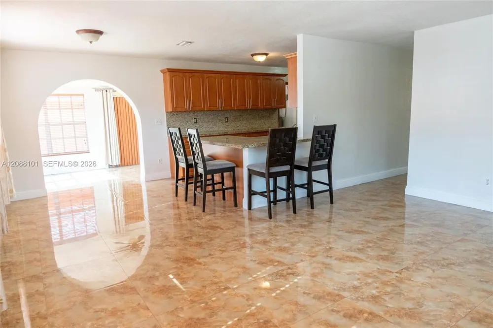 11601 SW 183rd St Miami, FL 33157