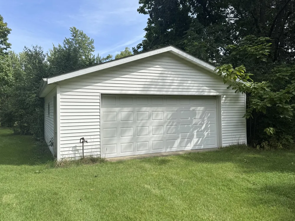 1892 Maple Lane Benton Harbor, MI 49022