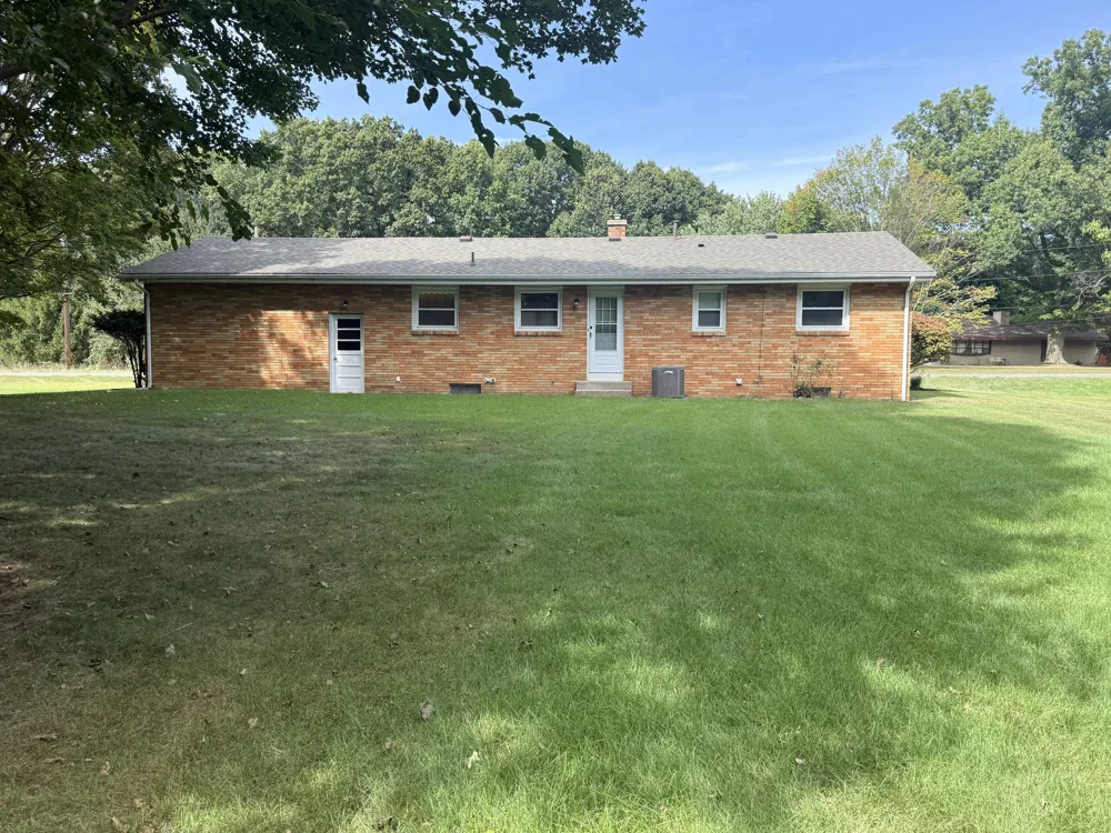 1892 Maple Lane Benton Harbor, MI 49022