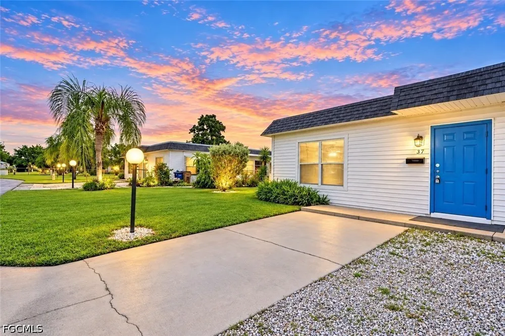Hamlin Court Lehigh Acres, FL 33936