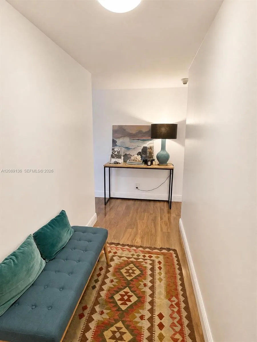 150 Ocean Lane Dr #5A Key Biscayne, FL 33149