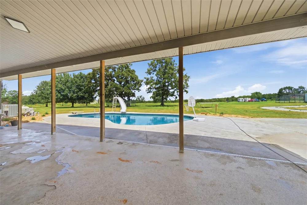 13354 E 520 ROAD Colcord, OK 74338