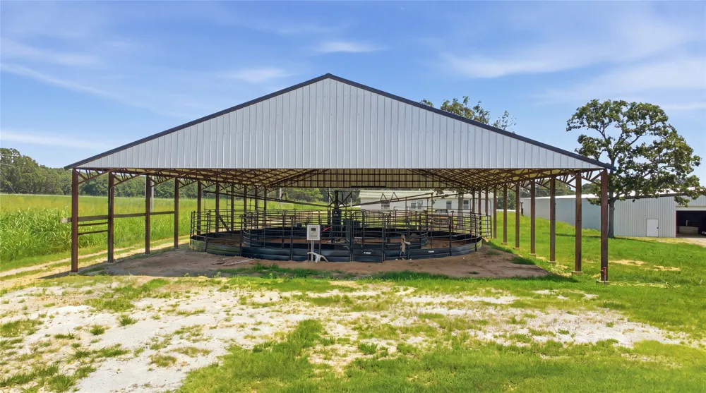 13354 E 520 ROAD Colcord, OK 74338