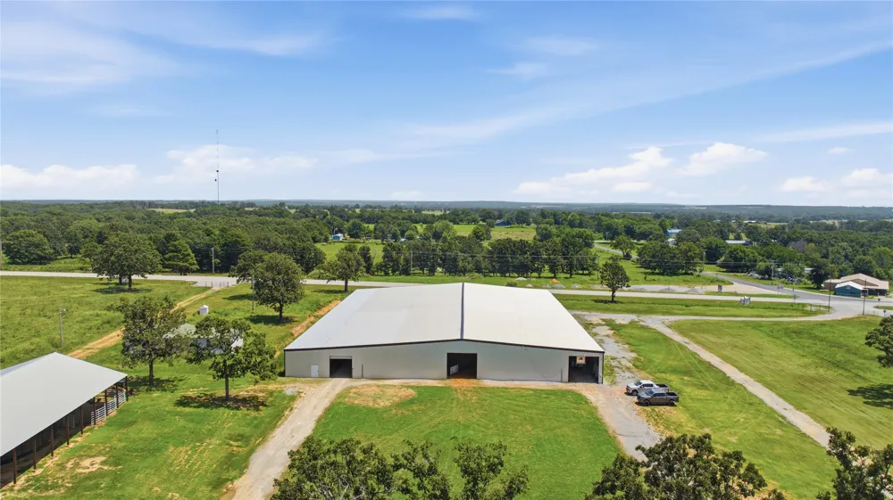 13354 E 520 ROAD Colcord, OK 74338
