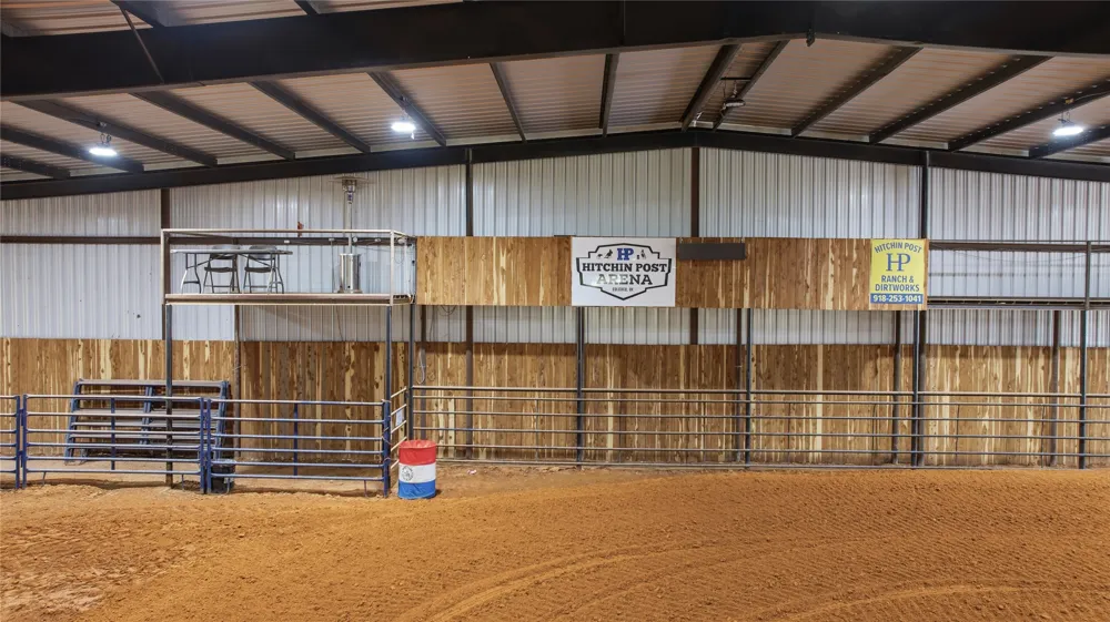 13354 E 520 ROAD Colcord, OK 74338